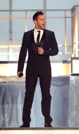 2010. El cantante Ricky Martin es uno de los más guapos de nuestra lista por su exquisito gusto para vestir y su porte en el escenario. ¡Más de una se ha desmayado en sus conciertos!
