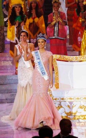 La final del certamen, celebrada en el Centro de Convenciones de Bali, fue seguida en directo por más de 200 millones de espectadores en todo el mundo, según los organizadores.