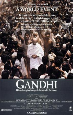 En 1982, Gandhi se llevó el premio mayor imponiéndose, entre otros, a E. T.