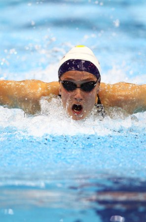 Día 5: La nadadora Mireia Belmonte obtiene la primera medalla para España, al ganar la plata en los 200m mariposa.