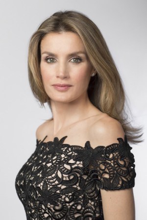 MADRID, SPAIN - SEPTEMBER 15: In this handout photo provided by the Royal Press Department, Princess Letizia of Spain poses at Zarzuela Palace on September 15, 2012 in Madrid, Spain. Princess Letizia of Spain celebrates her 40th birthday today. (Photo by Cristina Garc�a Rodero/Royal Press Department via Getty Images)