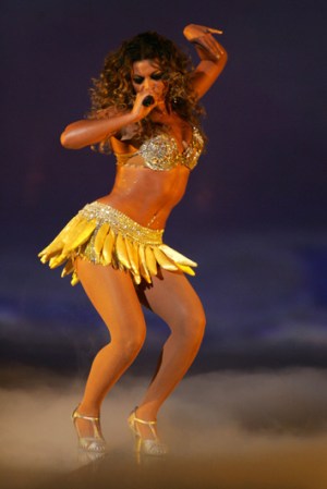 Beyoncé en un concierto en el Radio City Music Hall, en Nueva York, hizo gala de su llamativo bikini.