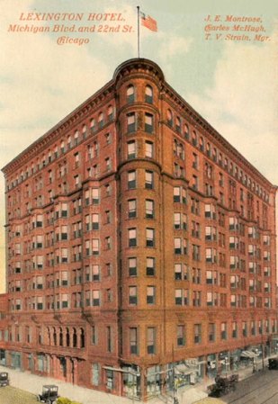 La mayor parte del tiempo la pasaba dando órdenes desde sus lujosas estancias en el hotel Lexington, en la esquina de Michigan Avenue y 22nd Street.