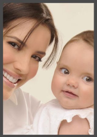 En esta foto la vemos radiante en compañía de su adorada Oriana.