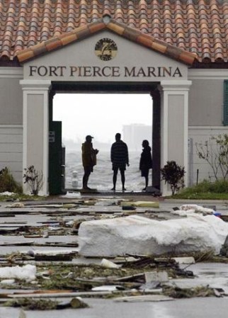 El ciclón Jeanne sacudió a la Florida el 26 de septiembre del 2004. La imagen es de Fort Pierce.