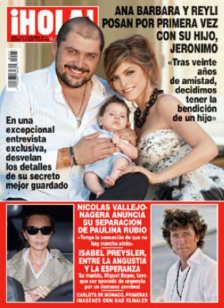 La última adición a la familia de Ana Bárbara es el pequeño Jerónimo, quien nació en deciembre de 2011. Tras asegurar que fue por inseminación artificial, la cantante presentó oficialmente a su hijo en compañía de su padre, quien resultó ser el cantante mexicano Reyli, a través de una exclusiva de una popular revista española.