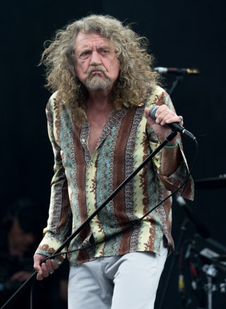 Presentación de Robert Plant en el Glastonbury Festival en Inglaterra.