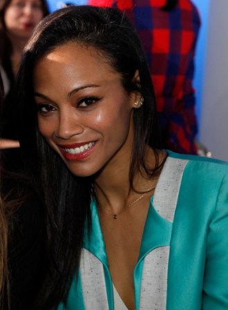 Durante una producción teátrica llamada "Joseph and The Technicolor Dreamcoat", Zoe fue reclutada por una agencia de talento.
