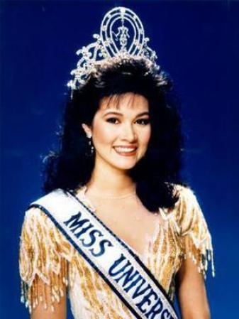 Miss Universo 1988, Porntip Nakhirunkanok de Tailandia
