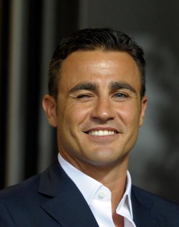 Fabio Cannavaro es el típico "italian lover". Sus ojos azules son la perdición de muchas féminas.