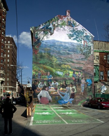 “Mural Mile 8: A Taste of Summer”, de Ann Northrup (1312 Spruce Street)