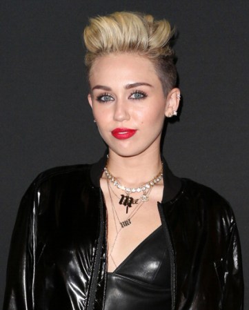 Corte estilo Spiky. El estilo hecho tendencia por Miley Cyrus.
