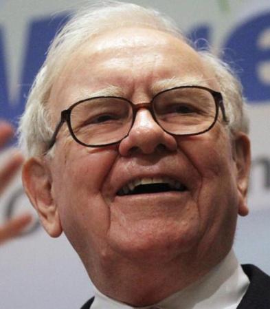 Warren Buffet, de Berkshire Hathaway, que ocupaba el tercer puesto desde el año 2000, cayó al cuarto lugar con un patrimonio neto de 53.500 millones.