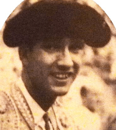 El torero mexicano Carlos Arruza falleció el 20 de mayo de 1966 cuando viajaba en auto desde Toluca hasta la capital de México.