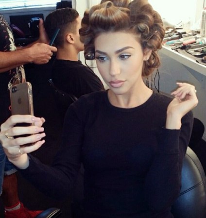 Chantel Jeffries fue novia del hijo de Puff Daddy, Justin Combs, el jugador de la NFL DeSean Jackson, e incluso el amigo de Justin Bieber, Lil Twist.