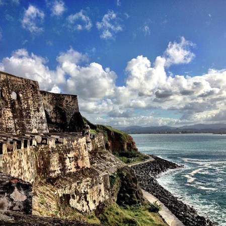 Castillo San Felipe del Morro también conocido como el Fuerte San Felipe del Morro y el Castillo del Morro, es una ciudadela del siglo XVI, ubicada en San Juan, Puerto Rico.