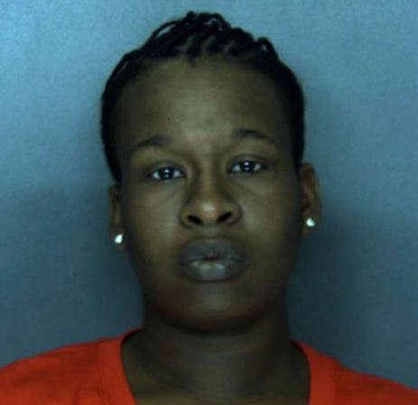 Charmane Bell fue arrestada el 10/03/2013 en la región de Orlando, Florida, acusada de :<br /><br />VIOLATION OF PROBATION