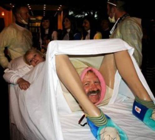 ¿Muy fuerte? En Halloween todo se vale.....