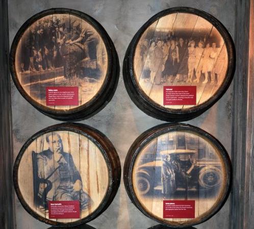 Barriles de licor. La Mafia se hizo poderosa gracias a la llamada Ley Seca.