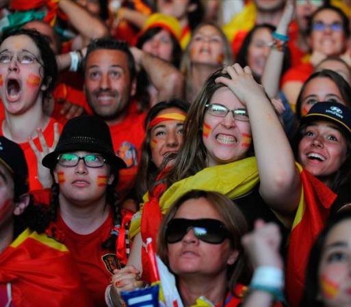 España celebra su histórico triunfo en la copa UEFA EURO 2012