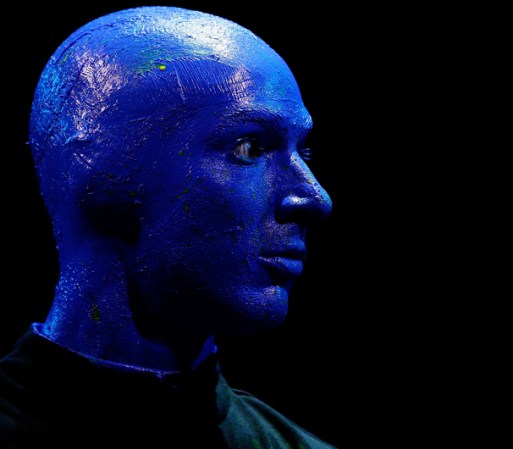 El Blue Man Group, fue fundado en 1987 por Chris Wink, Matt Goldman y Phil Stanton, en Nueva York.