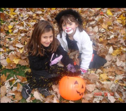 Estas nenitas siempre tienen acceso total a los mejores dulces de Halloween…<br /><br /><br /> Sección especial: Halloween<br />