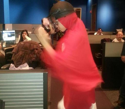 ¡Llegó la sensación de los medios sociales los estudios de Telemundo Chicago! No te pierdas un reportaje especial y nuestra versión del “Harlem Shake” este viernes a las 10pm en tu Noticiero Telemundo Chicago.