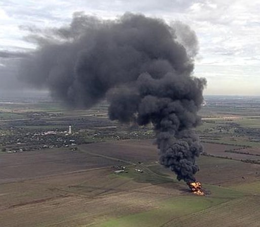 A continuación más fotos de la voraz explosión.