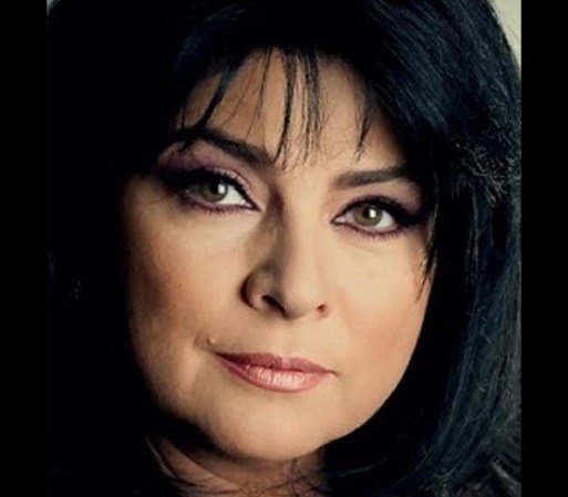 Victoria Ruffo nació el 31 de marzo de 1961.