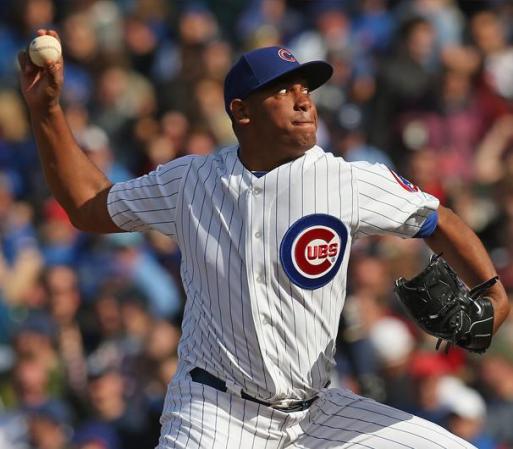 Los Chicago Cubs enfrentan a los Brewers de Milwaukee, en su partido de apertura de temporada en el estadio Wrigley Field.