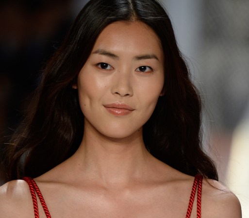 Este rostro tiene contratos millonarios con Esprit, Calvin Klein y Estee Lauder.