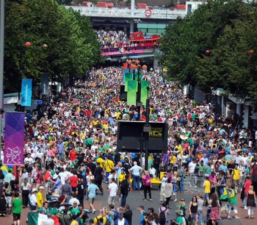 Desde temprana hora los aficionados llegaron al estadio.