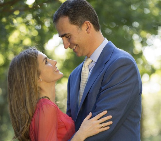 MADRID, SPAIN - SEPTEMBER 15: In this handout photo provided by the Royal Press Department, Princess Letizia of Spain and Prince Felipe of Spain pose at Zarzuela Palace on September 15, 2012 in Madrid, Spain. Princess Letizia of Spain celebrates her 40th birthday today. (Photo by Cristina Garc�a Rodero/Royal Press Department via Getty Images)