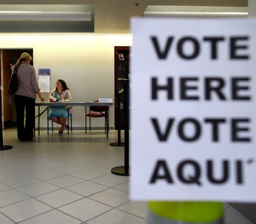En Mansfield, Texas. la señalización para votar estaba en ambos idiomas, inglés y español.