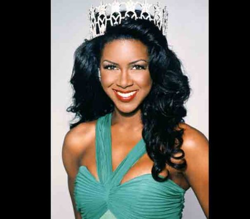 Miss USA 1993 – Kenya Moore.