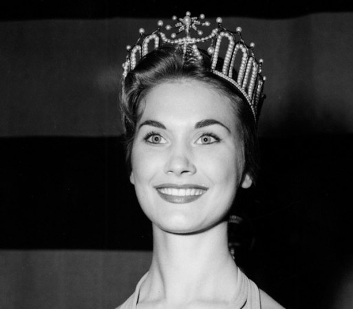 Miss USA 1958 – Eurlyne Howell.