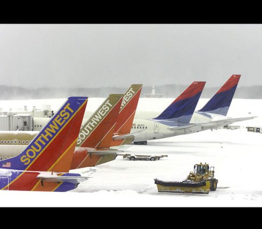 # 15 Baltimore (BWI), en lo que va del 2013 ha tenido un 19.1 % de retraso en vuelos de llegada y un 24.3 % en salidas.