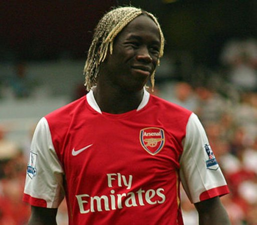 Bacary Sagna es un futbolista francés de origen senegalés. Juega de defensa en el Arsenal de la Premier League de Inglaterra.