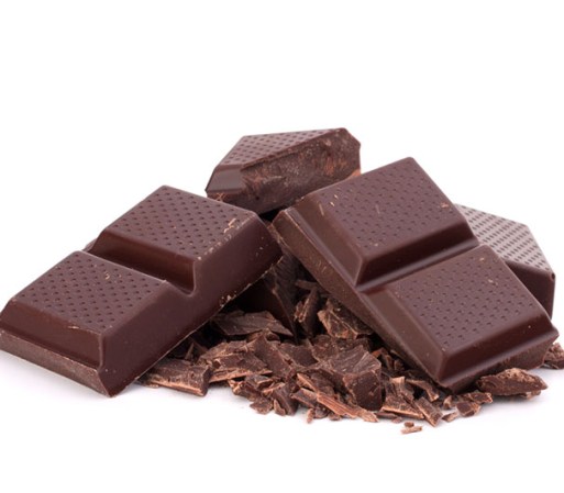Chocolate negro. El chocolate amargo (con no menos de 70% de cacao) está asociado al aumento del colesterol bueno, HDL.