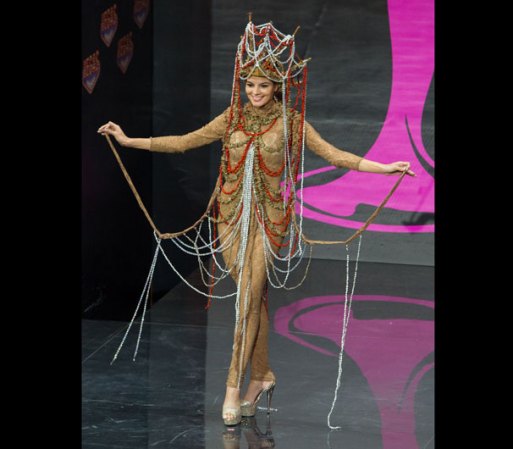 Y es el llevar la corona de Miss Universo por primera vez a El Salvador.
