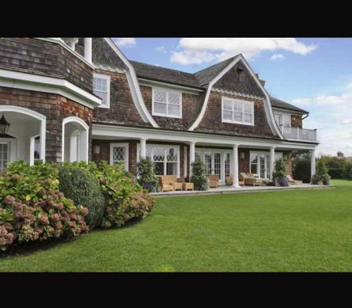 Todavía no se ha reportado si J.Lo hará alguna remodelación a su nueva casa, en la que seguro gozará como nunca con su familia y novio en turno.