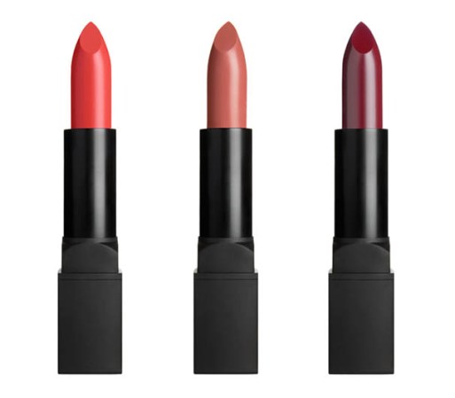 Los nuevos labiales de Deborah Lippmann llegan en varios tonos. ¿Cuál es el que mejor se adapta a ti?