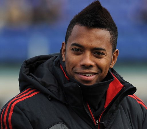 Robinho de Souza, reconocido futbolista internacional de origen brasilero. Juega para la selección de su país y su club actual es el Milan de Italia.