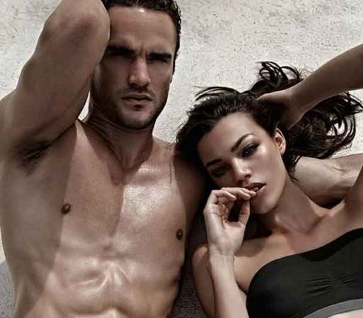 Con esta nueva campaña, D. Hedral también presenta su nueva línea de ropa interior de mujer y para eso escogieron a Paolla Rahmeier.