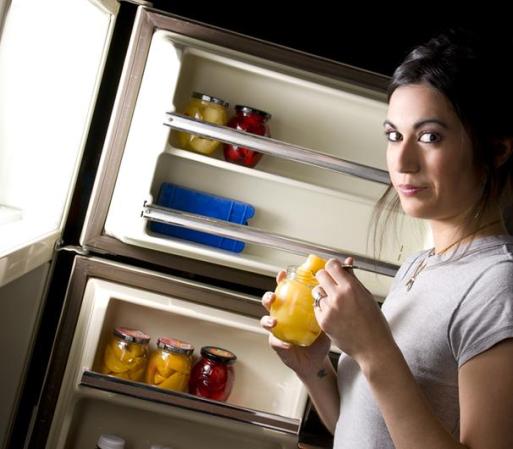 Disfruta de los alimentos perecederos del refrigerador, además de los que pronto expirarán y de las verduras.