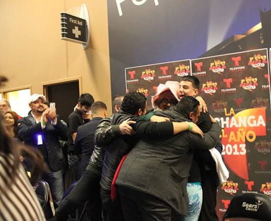 Telemundo Chicago organizó la pachanga del 2013. Cientos se divirtieron con la música y las actividades recreativas. La Pachanga del Año de Telemundo Chicago se llevó a cabo el 14 de diciembre en Sears Centre Arena.