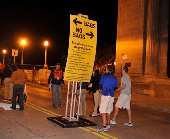 Con alta participación y grandes medidas de seguridad se celebró la maratón de Chicago.
