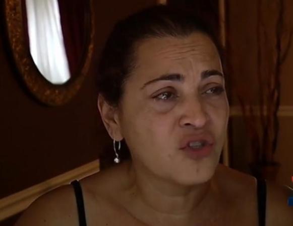 Coralia Espinosa, dijo entonces que su hija fue trasladada de urgencia al hospital acompañada por el propietario del centro, Ruth Planas, quien supuestamente no le dijo a los doctores lo que le habían inyectado a su hija.