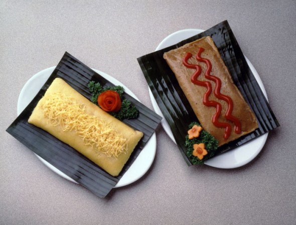 Entre toda el banquete que se prepara en una casa dominicana para la Navidad están los famosos pasteles en hojas.