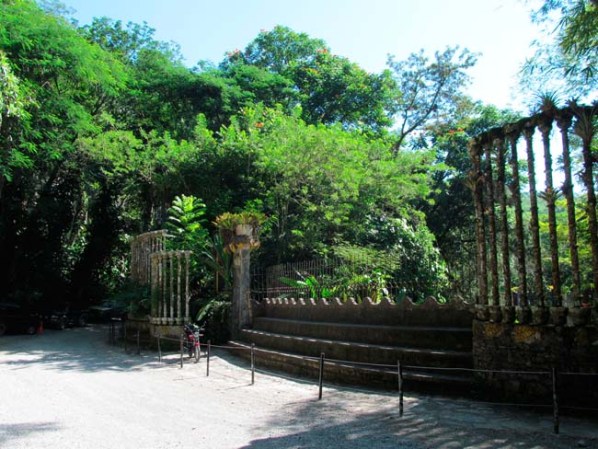 Jardines del castillo de Edward James.
